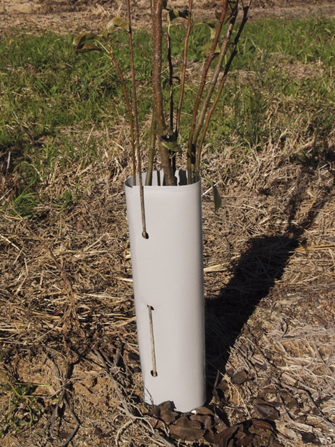 Protector lamina ø 11x60 cm (perforado + varilla)