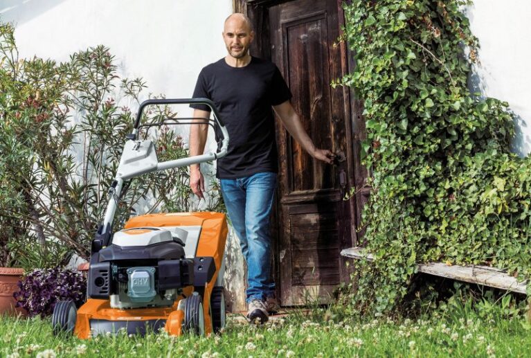 Déjanos tus datos y un comercial de Agrocor se pondrá en contacto contigo para visitar tu empresa y asesorarte personalmente. Nuestro equipo analizará tus necesidades para ofrecerte las mejores soluciones.